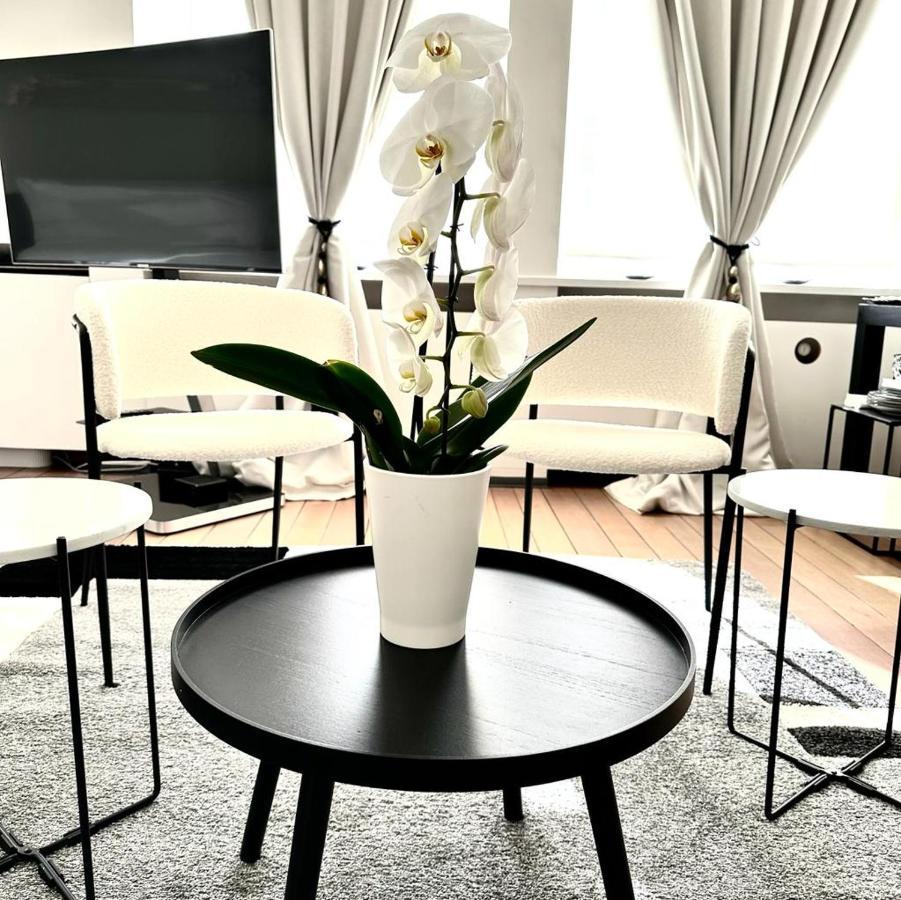 Les Lofts D'Artistes Hotel Saint-Gilles Екстериор снимка